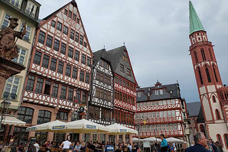 Students deepened their philosophy knowledge while touring Germany.