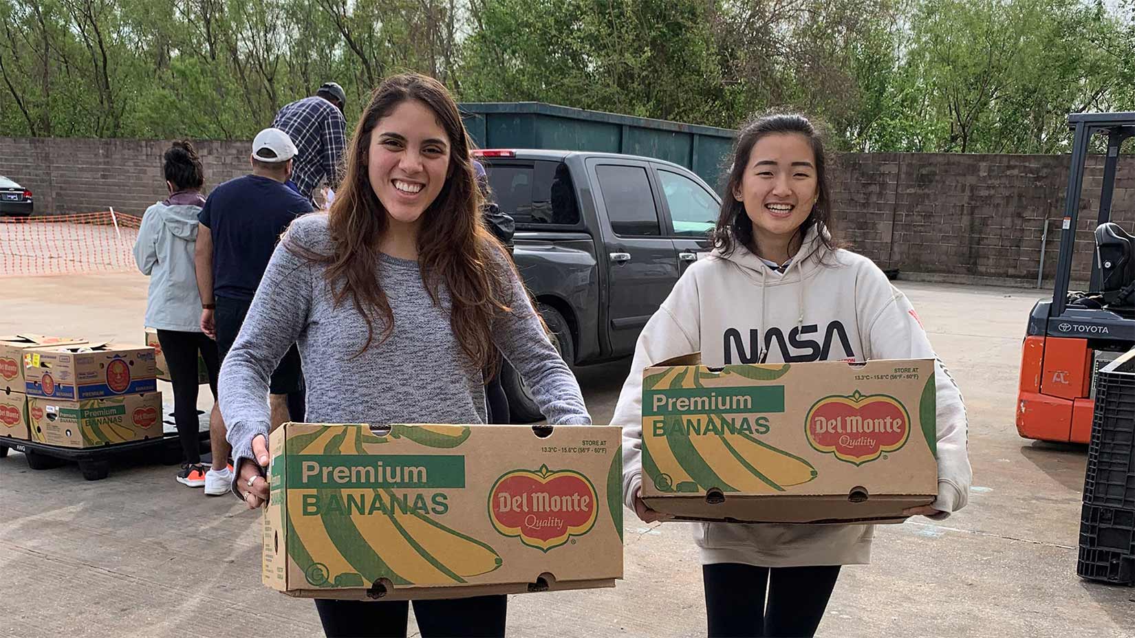 Students partnered with NetWork Volunteers in the Louisiana bayous volunteering at a food pantry.