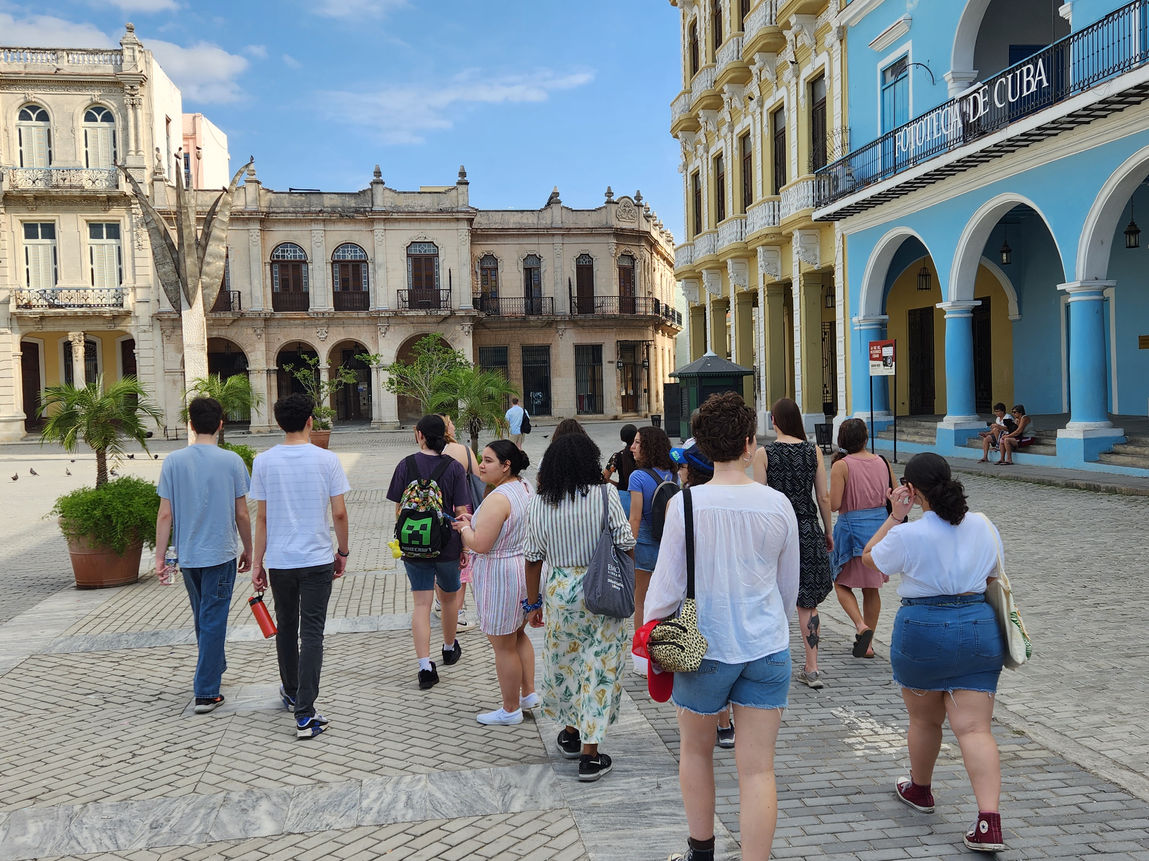 Oxford students walking streets of Cuba