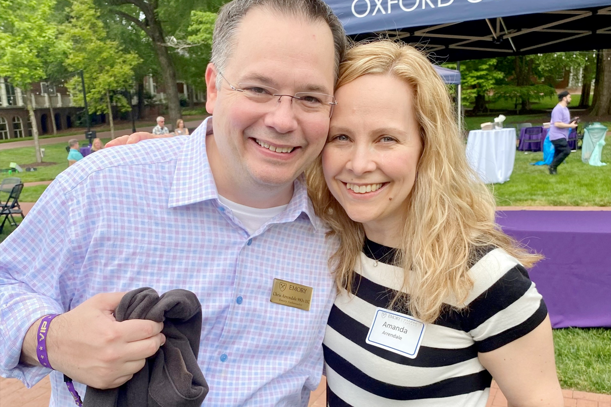 Super Alum Chris Arrendale 99Ox 01C and his wife Amanda.